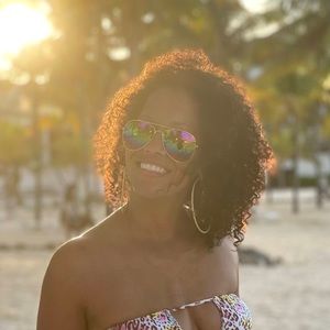 Meet your Posher, Maia